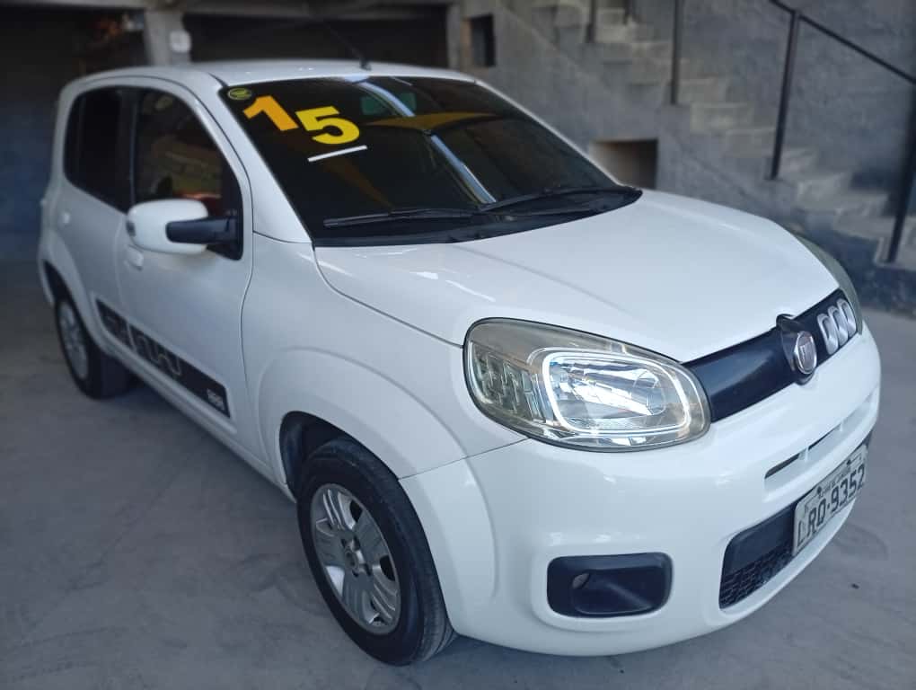 Fiat Uno 2015 - Completa + GNV