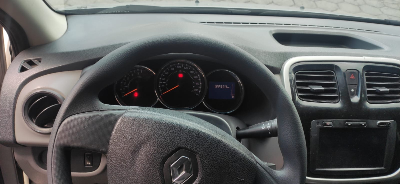 Logan 2014 Completo 1.6 - Imagem 5