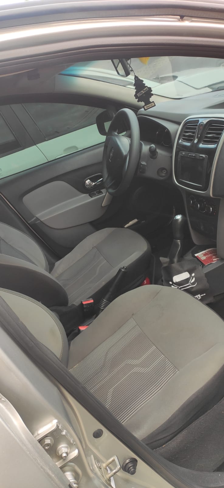 Logan 2014 Completo 1.6 - Imagem 6