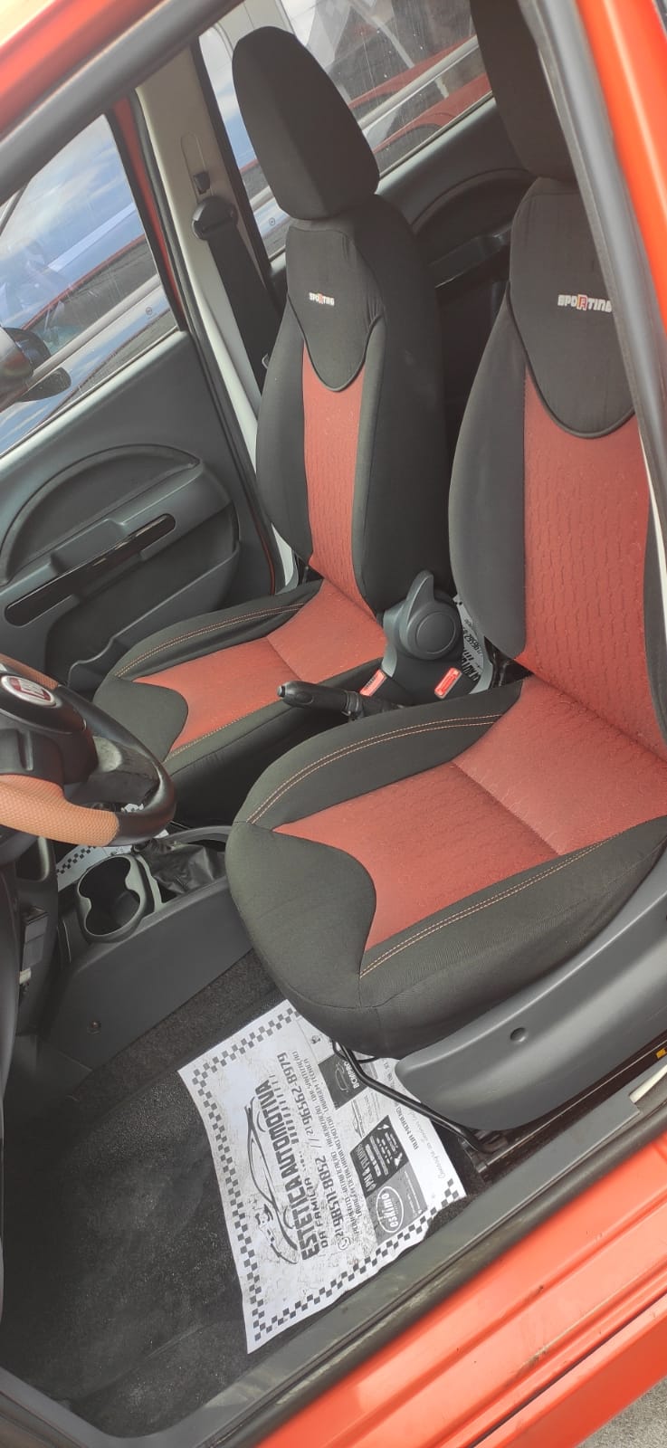 Fiat Uno 2012 Sporting 1.4 - Imagem 4