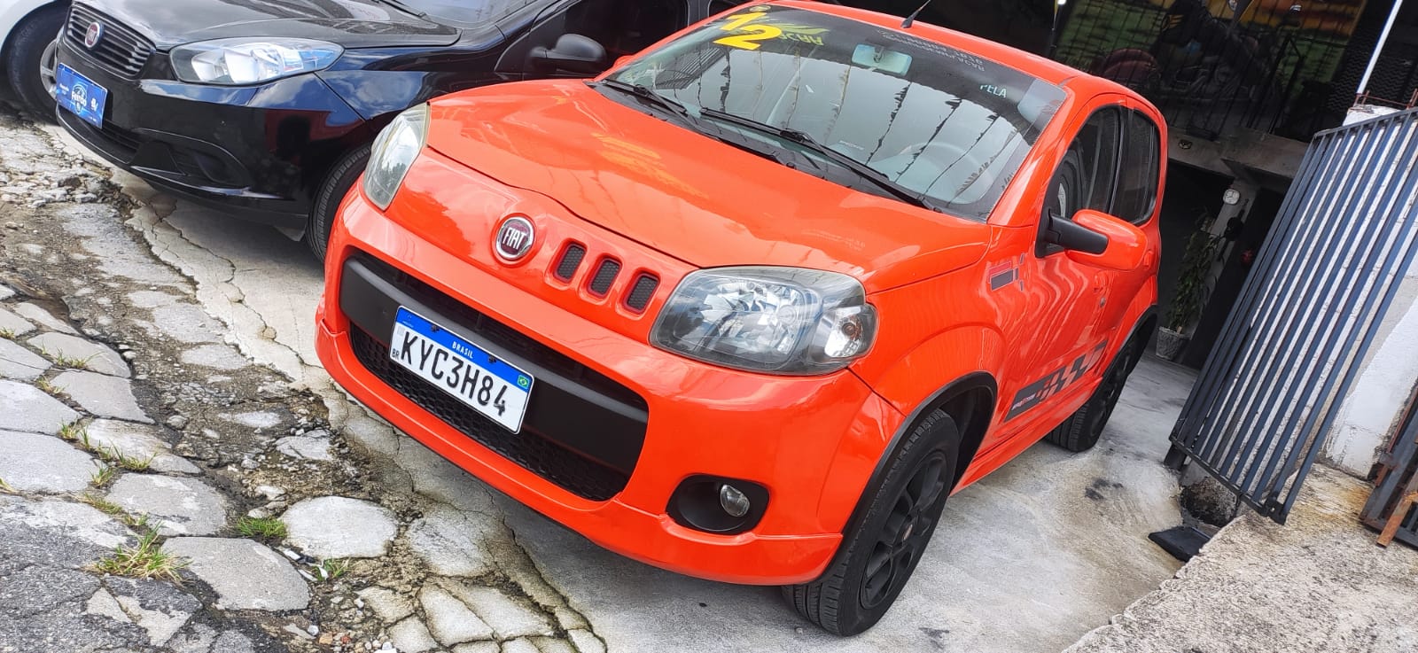 Fiat Uno 2012 Sporting 1.4 - Imagem 5